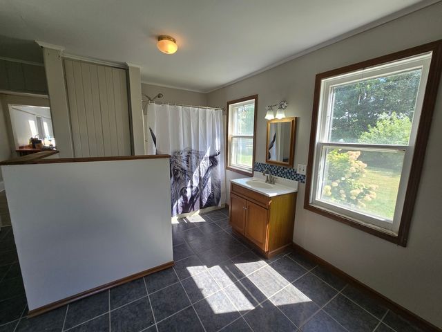 103 W Cherokee Avenue W, Shabbona, IL 60550