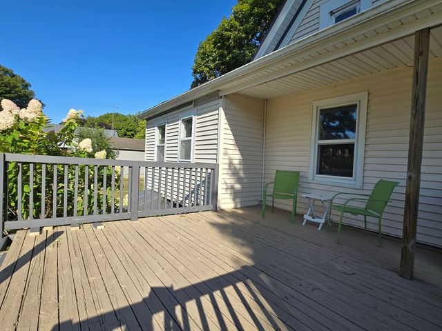 103 W Cherokee Avenue W, Shabbona, IL 60550