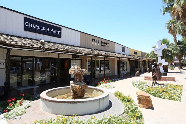 6249 N 78TH Street 13, Scottsdale, AZ 85250