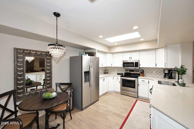 6249 N 78TH Street 13, Scottsdale, AZ 85250