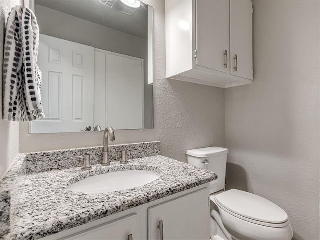 9747 Hefner Village Boulevard, Oklahoma City, OK 73162
