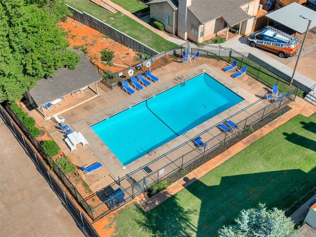 9747 Hefner Village Boulevard, Oklahoma City, OK 73162