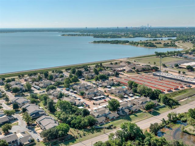 9747 Hefner Village Boulevard, Oklahoma City, OK 73162