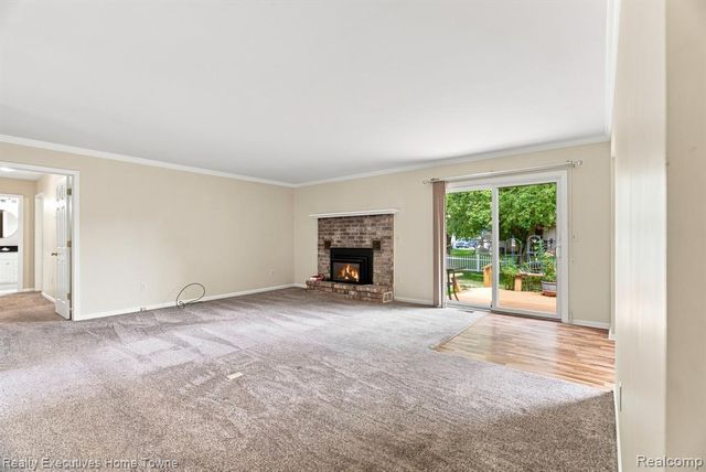 3282 Sapphire Lane, Fort Gratiot, MI 48059