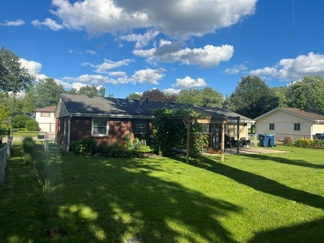 630 Dartmouth Lane, Schaumburg, IL 60193