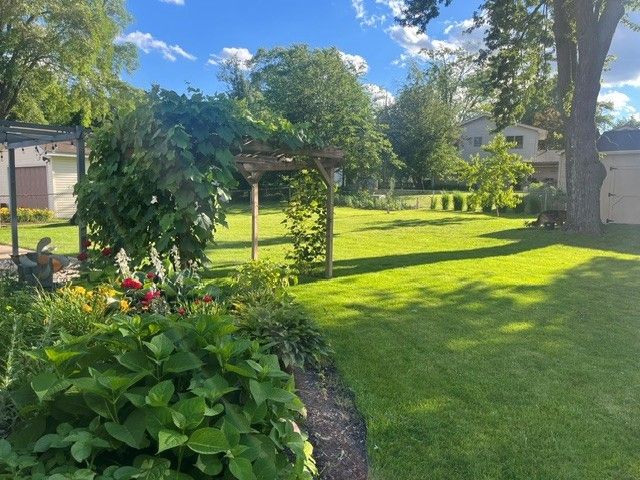 630 Dartmouth Lane, Schaumburg, IL 60193
