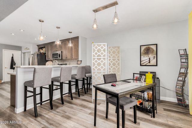 13824 S 42ND Place, Phoenix, AZ 85044