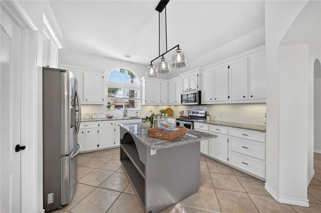 14218 Allamanda Dr, Corpus Christi, TX 78418