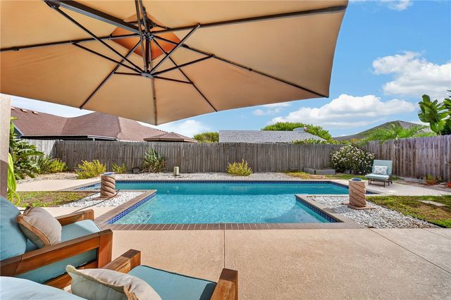 14218 Allamanda Dr, Corpus Christi, TX 78418