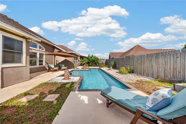 14218 Allamanda Dr, Corpus Christi, TX 78418