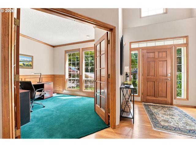 2736 Sw 28TH Dr, Portland, OR 97219