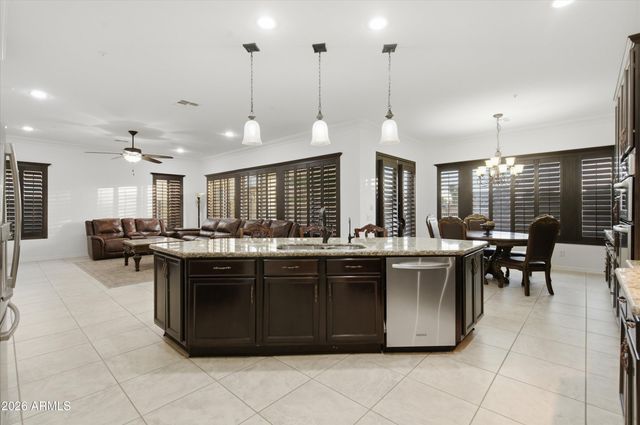 6602 S BRIDAL VAIL Drive, Gilbert, AZ 85298