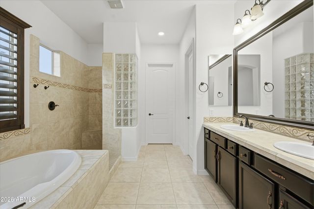 6602 S BRIDAL VAIL Drive, Gilbert, AZ 85298