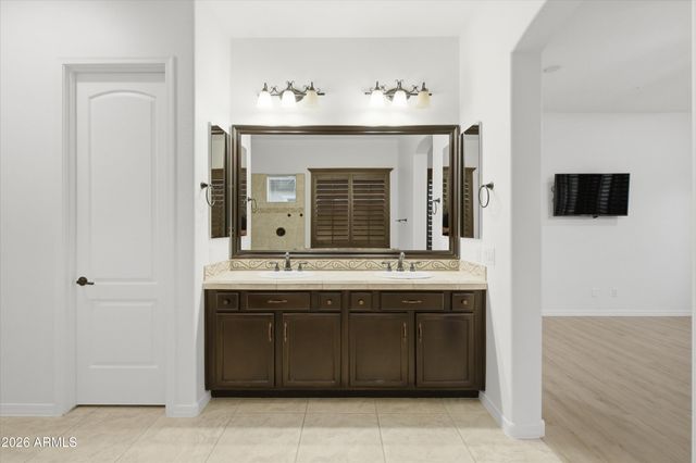 6602 S BRIDAL VAIL Drive, Gilbert, AZ 85298