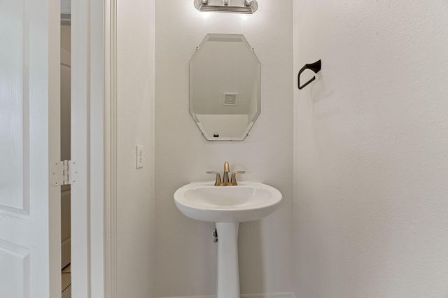 910 Box Elder Drive, Magnolia, TX 77354