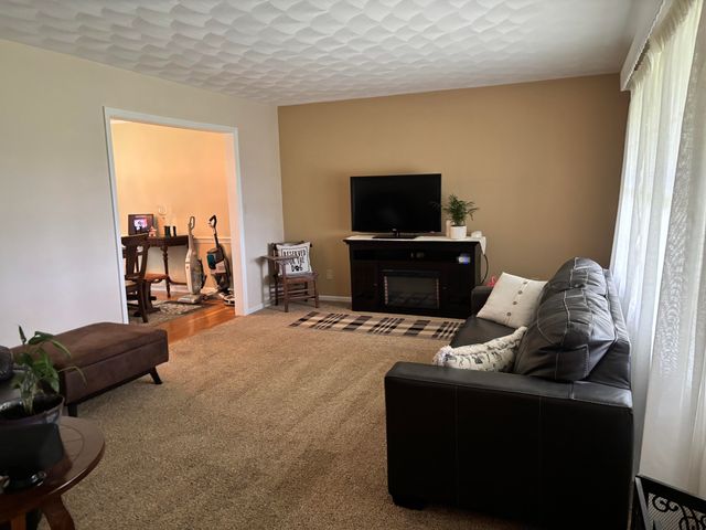 2334 E Possum Road 2334 E Possum Road, Springfield, OH 45502