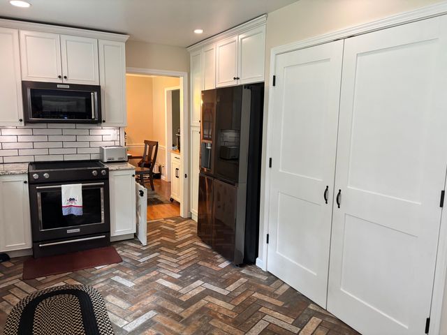 2334 E Possum Road 2334 E Possum Road, Springfield, OH 45502