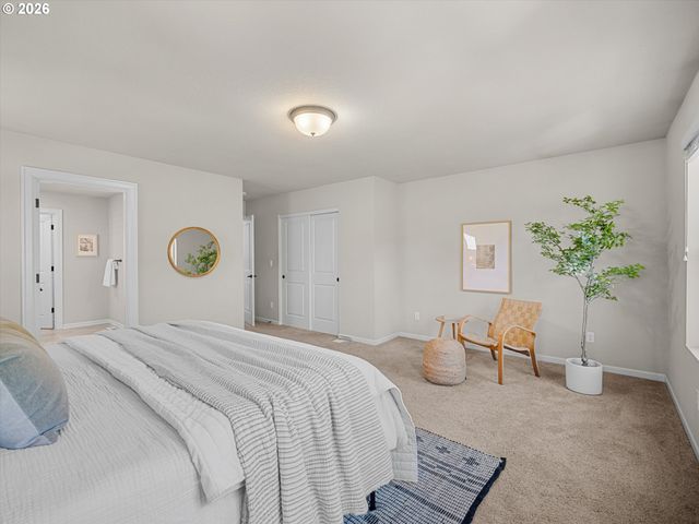 9259 Sw CHOPIN Ln, Portland, OR 97225