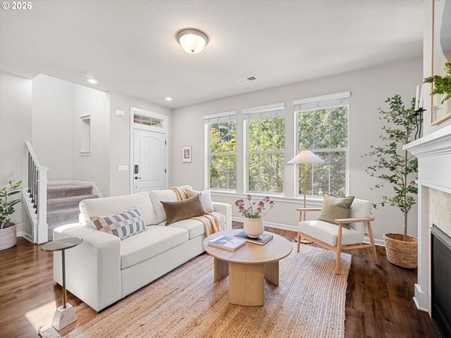 9259 Sw CHOPIN Ln, Portland, OR 97225