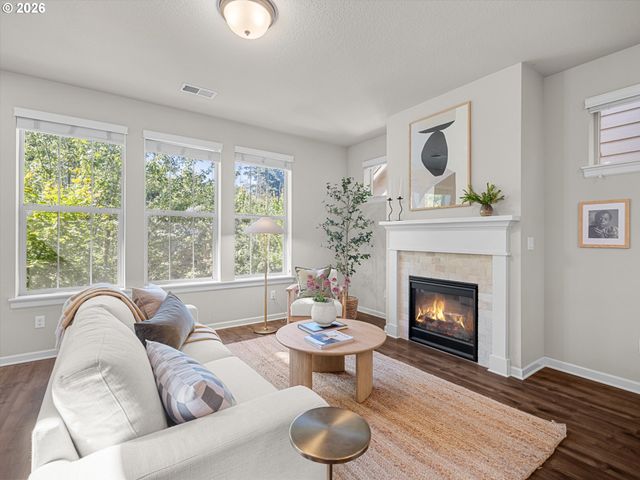 9259 Sw CHOPIN Ln, Portland, OR 97225