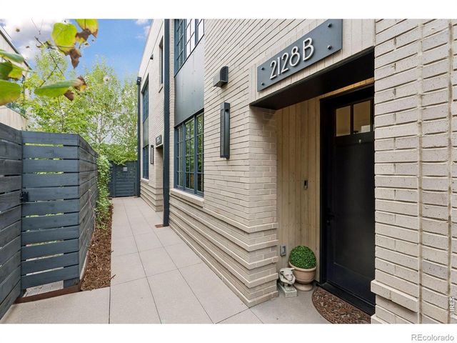 2128 Pearl Street B, Boulder, CO 80302