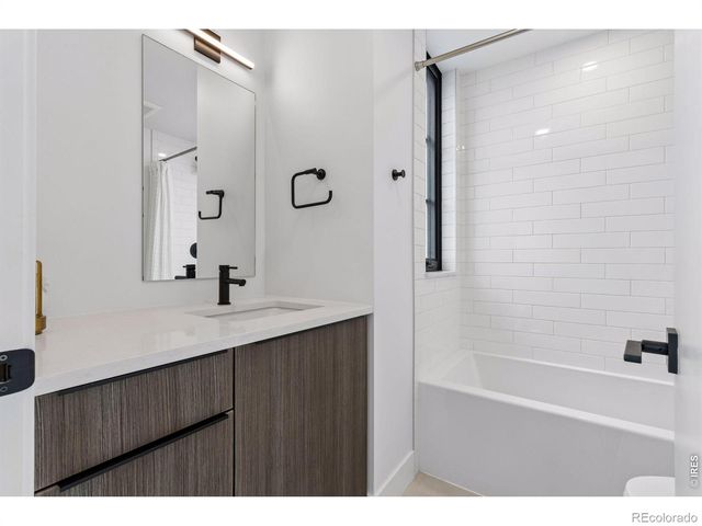 2128 Pearl Street B, Boulder, CO 80302