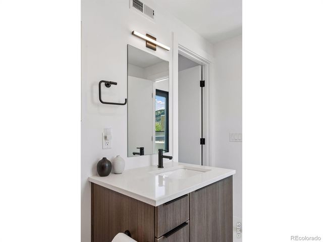 2128 Pearl Street B, Boulder, CO 80302