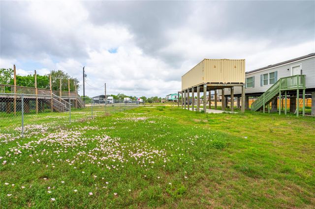 439 16th Street, San Leon, TX 77539