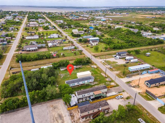 439 16th Street, San Leon, TX 77539