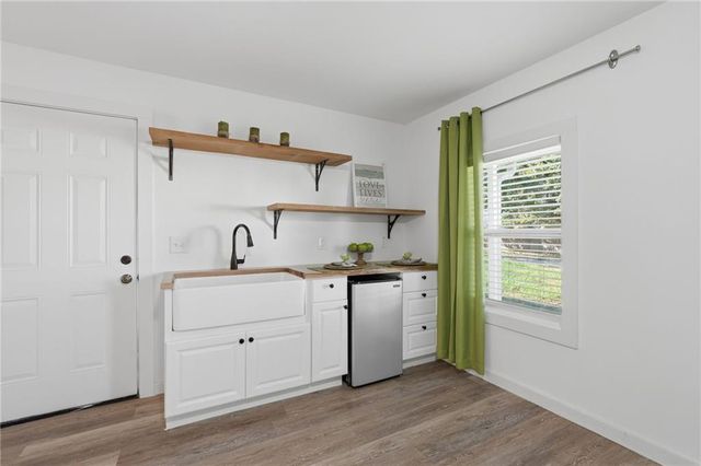 1965 Holland Park Drive, Buford, GA 30519