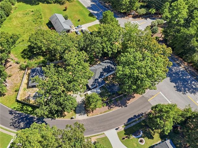 1965 Holland Park Drive, Buford, GA 30519