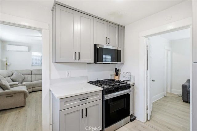 5964 S Halldale, Los Angeles, CA 90047