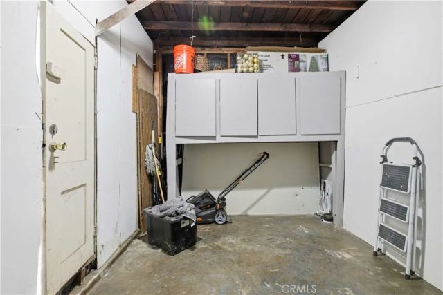 5964 S Halldale, Los Angeles, CA 90047