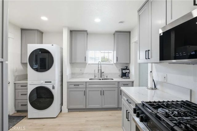 5964 S Halldale, Los Angeles, CA 90047