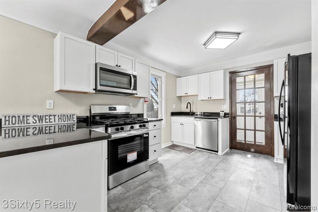 2232 9th Street, Wyandotte, MI 48192