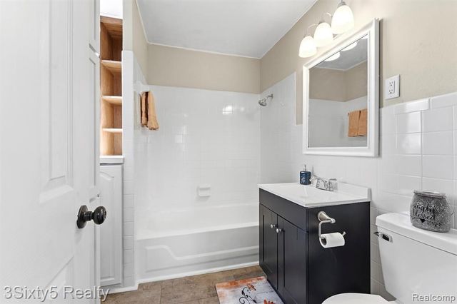 2232 9th Street, Wyandotte, MI 48192