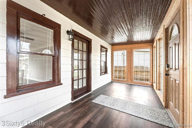 2232 9th Street, Wyandotte, MI 48192