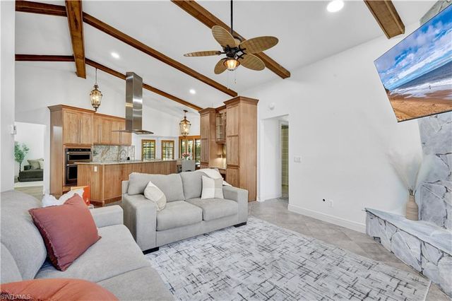 6597 Willow Lake CIR, Fort Myers, FL 33966