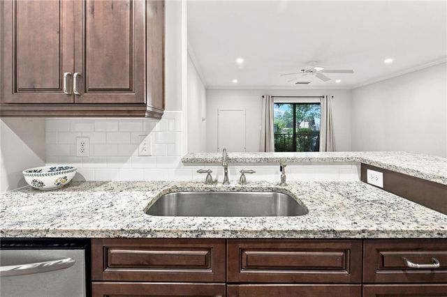 300 Johnson Ferry Road A104, Sandy Springs, GA 30328