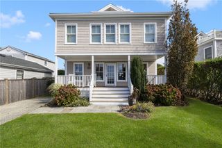 44 Tuckerman Avenue, Middletown, RI 02842