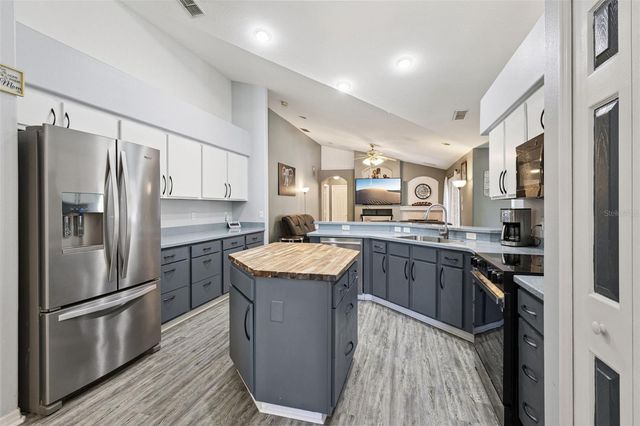 13942 GREATER PINES BOULEVARD, Clermont, FL 34711