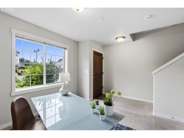 28440 Sw VILLEBOIS Dr, Wilsonville, OR 97070
