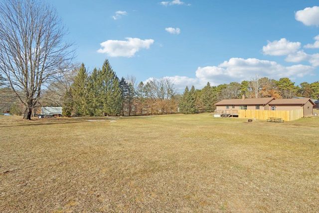 E9959 3rd Street, Prairie Du Sac, WI 53578