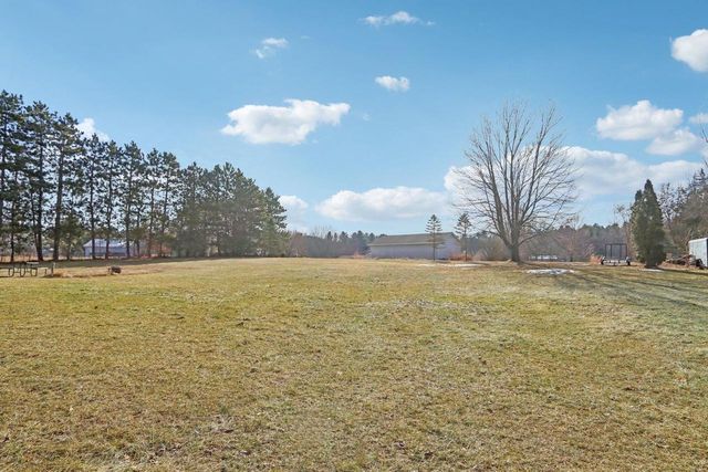 E9959 3rd Street, Prairie Du Sac, WI 53578