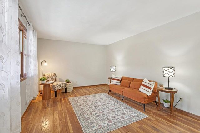 E9959 3rd Street, Prairie Du Sac, WI 53578