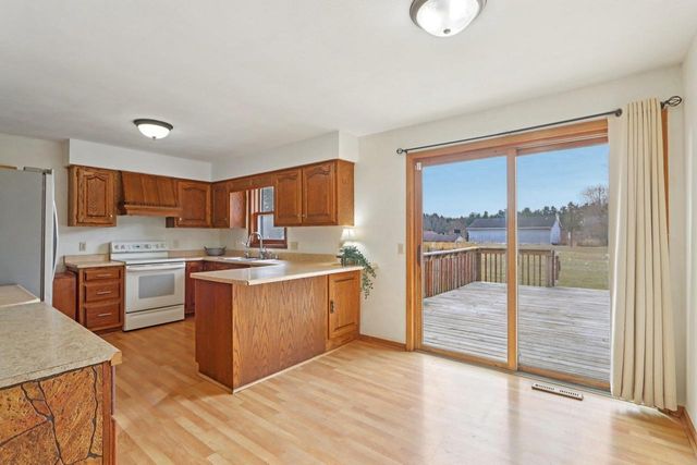 E9959 3rd Street, Prairie Du Sac, WI 53578