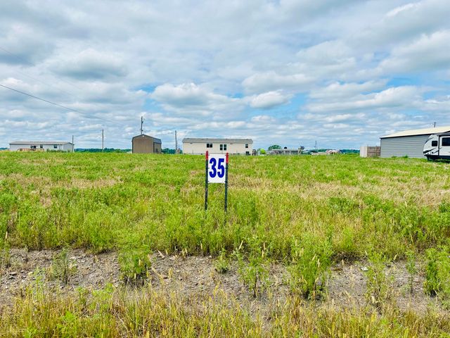 14 Turkey Loop, East Bernstadt, KY 40729