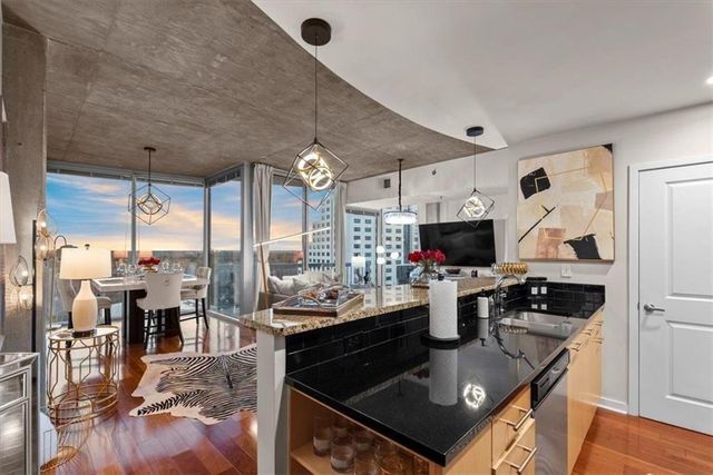 3324 Peachtree Road NE 902, Atlanta, GA 30326
