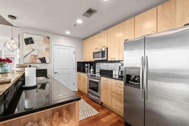 3324 Peachtree Road NE 902, Atlanta, GA 30326