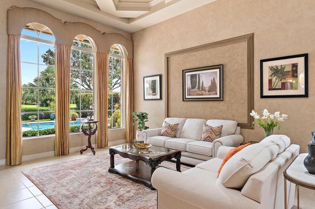 7090 Tradition Cove Lane E, West Palm Beach, FL 33412